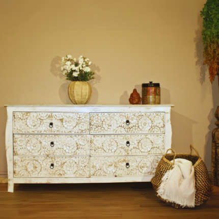 Dimma Style Chest of Drawers