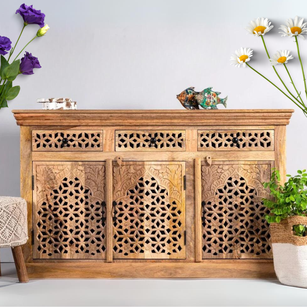 Sideboard with 6 compartments Sideboard with 6 compartments